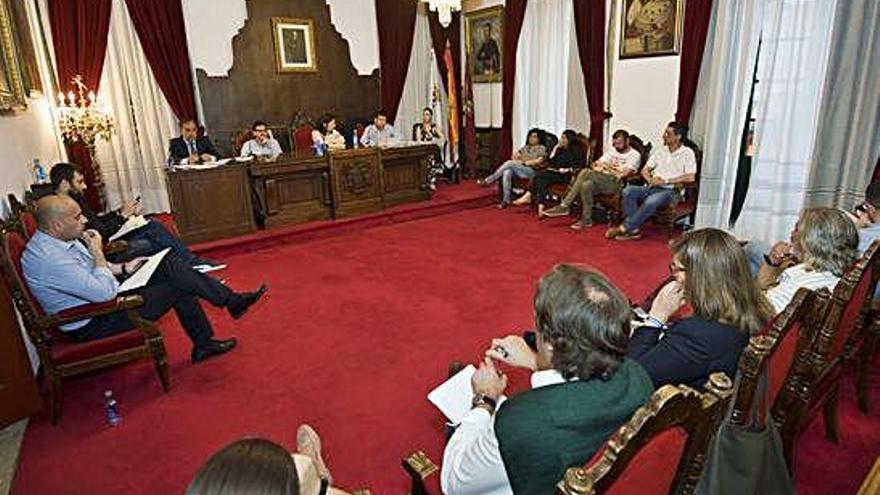 Último pleno municipal celebrado en Betanzos.