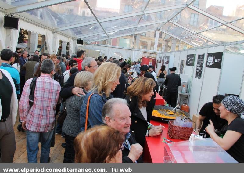 GALERÍA DE FOTOS -- Éxito del Mercado Gastronómico en Santa Clara