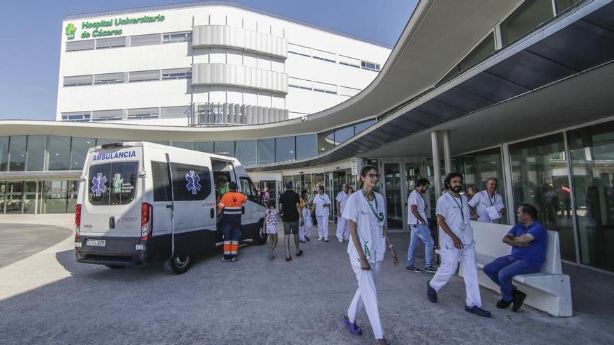 Herido grave un trabajador en Alcuéscar al caerle una placa solar