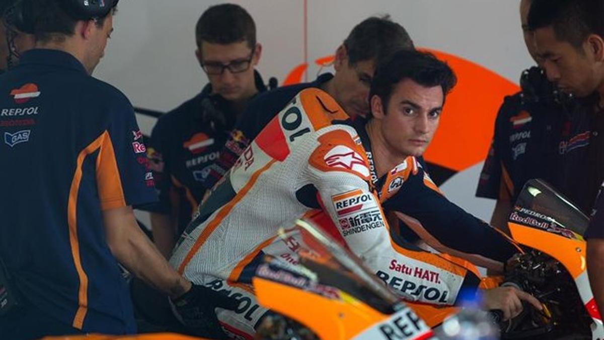 Dani Pedrosa vive un infierno por su lesión en el brazo