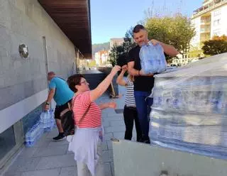 Cangas estima entre 10,5 y 11 toneladas la ayuda recogida para Valencia