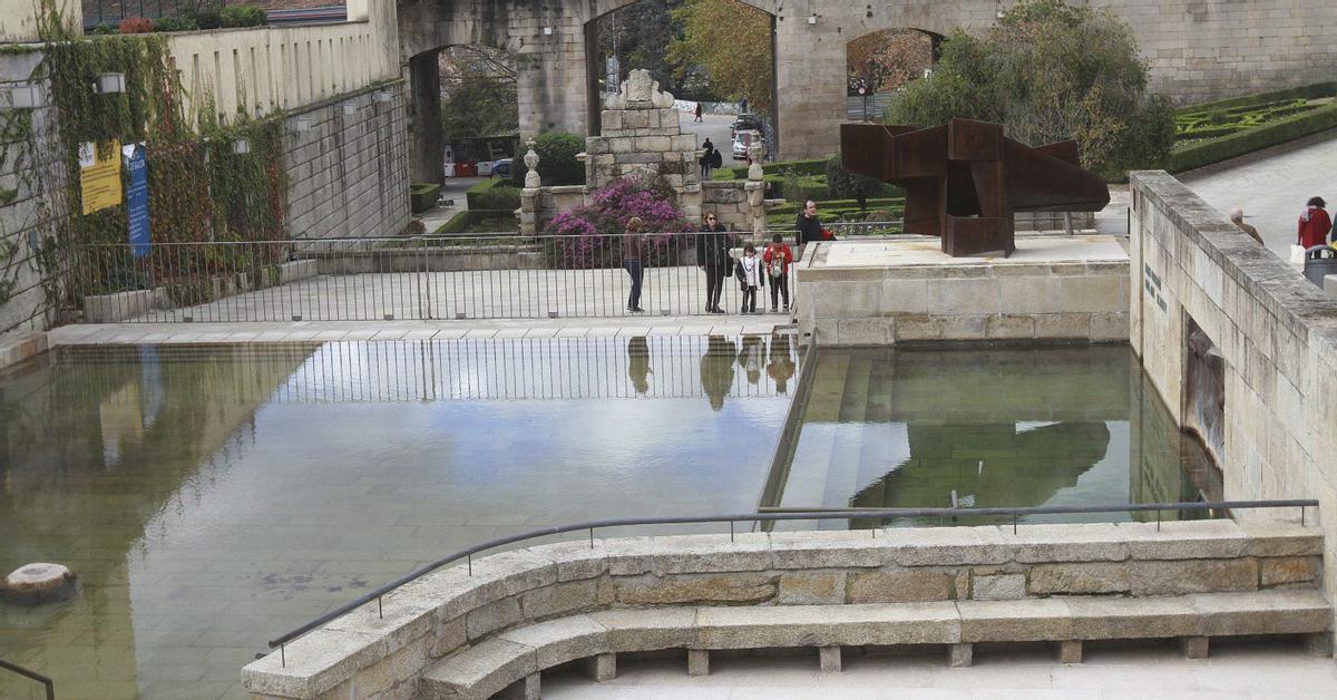 Piscina termal de As Burgas. | IÑAKI OSORIO