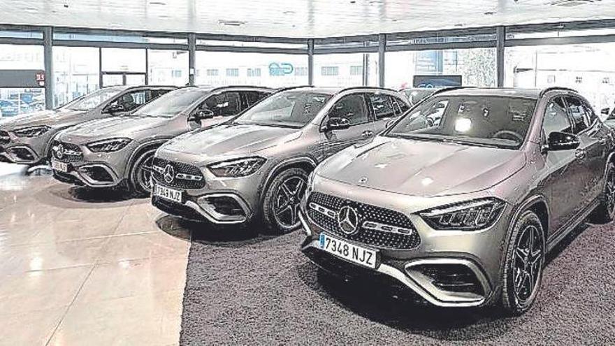 Auto Classe entrega una flota de 14 Mercedes-Benz GLA 200 D a Marvimundo