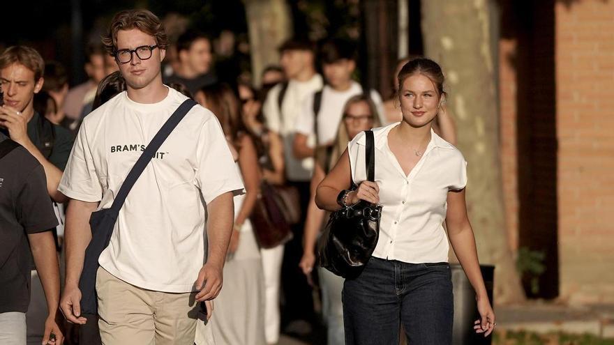 Una principessa all'università: curiosi, scorte e grande attesa nel primo giorno di Leonor alla Carlos III