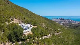 Este es el precio por el que Pepe Navarro alquila y vende su casa en Ibiza