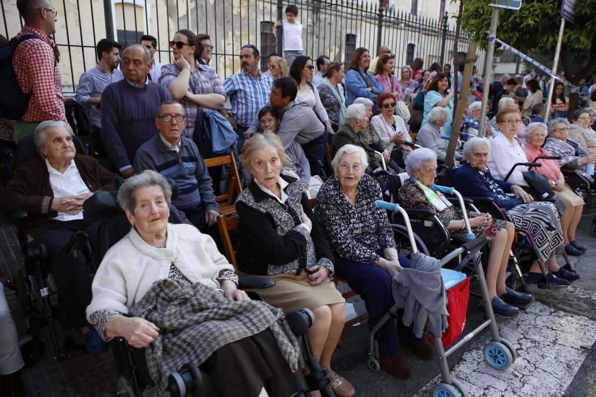 La seriedad de la Santa Faz