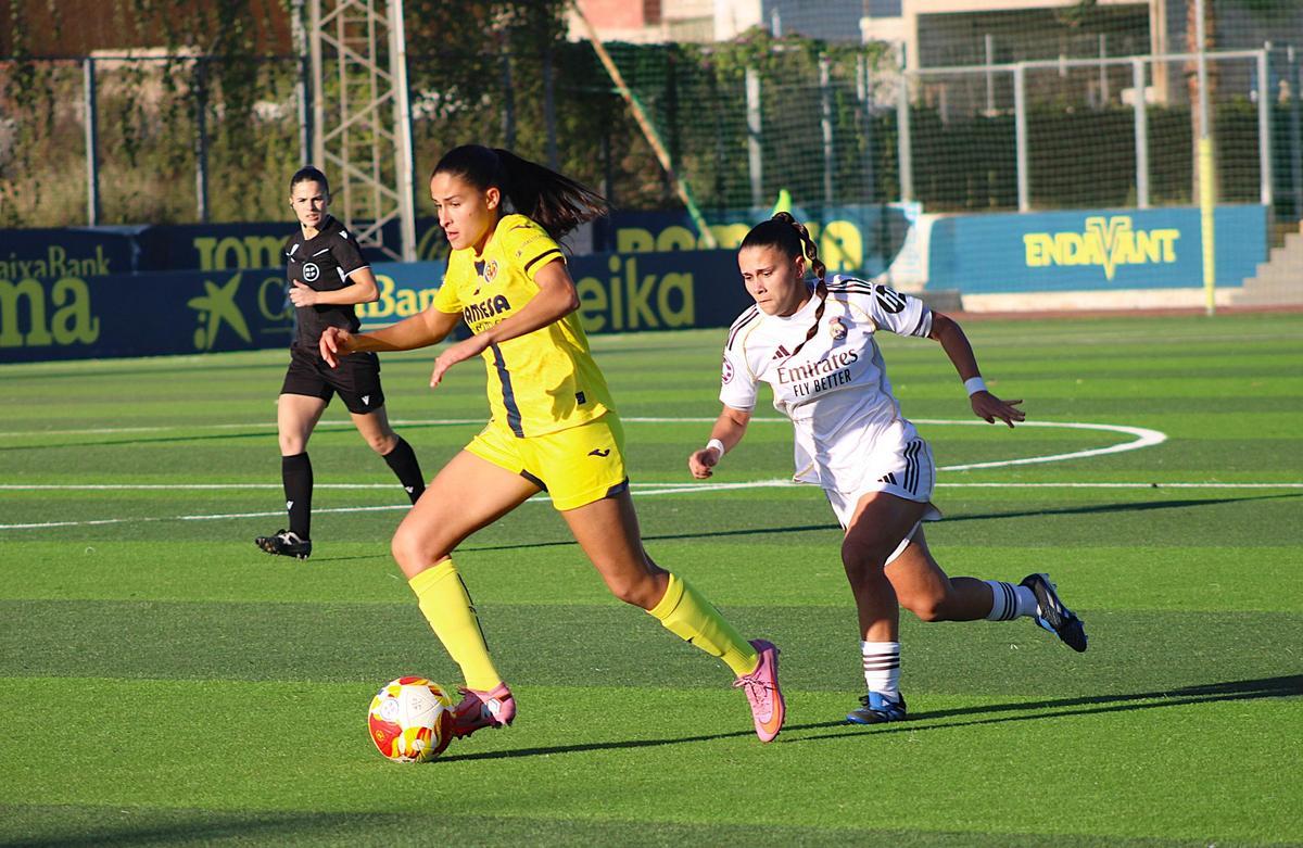 Las vila-realenses apretaron en la recta final del partido, pero no lograron empatar.