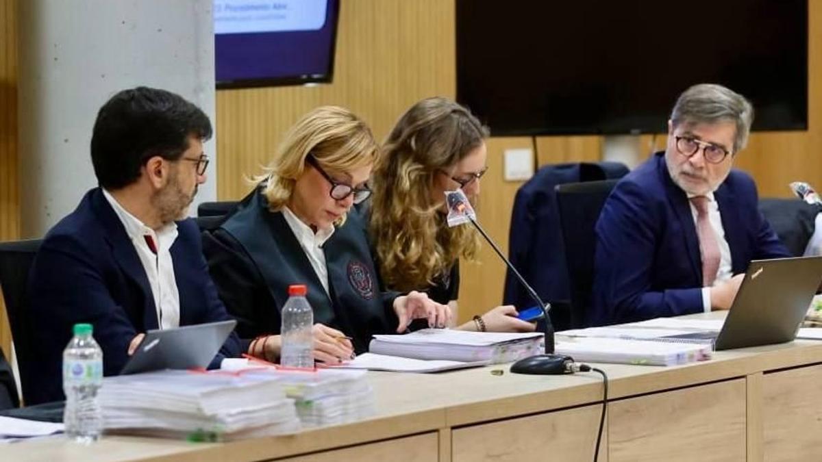 Jesús León y Carlos González, durante el juicio en la Audiencia provincial de Córdoba.