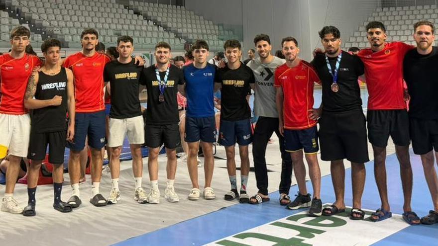 La lucha regional se corona en el Nacional de Puerto Sagunto