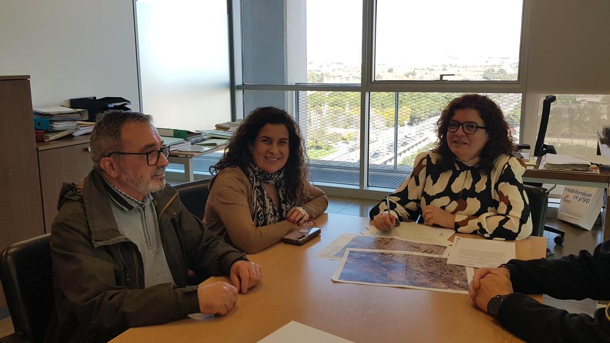 Reunión de la alcaldesa Tejedor con la directora general de Infraestructuras y Proyectos Urbanos, María José Martínez Ruzafa