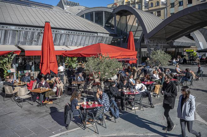 Barcelona invertirá cerca de 1,2 millones en la transformación de la plaza del Poeta Boscà