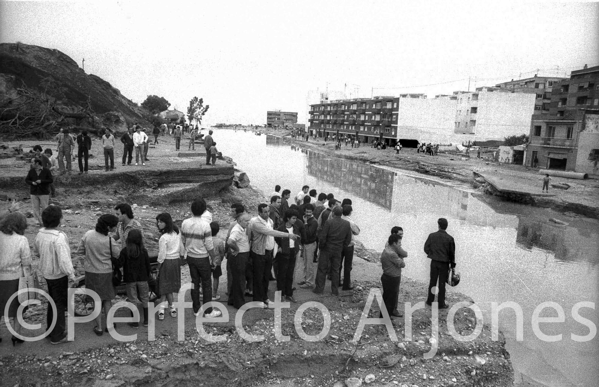 Riada de 1982: El día que Alicante se partió en dos