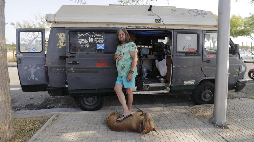 Las caravanas de Ciudad Jardín migran a Son Güells en Palma: &quot;Algunos crearon problemas con los vecinos y ahora lo pagamos todos&quot;