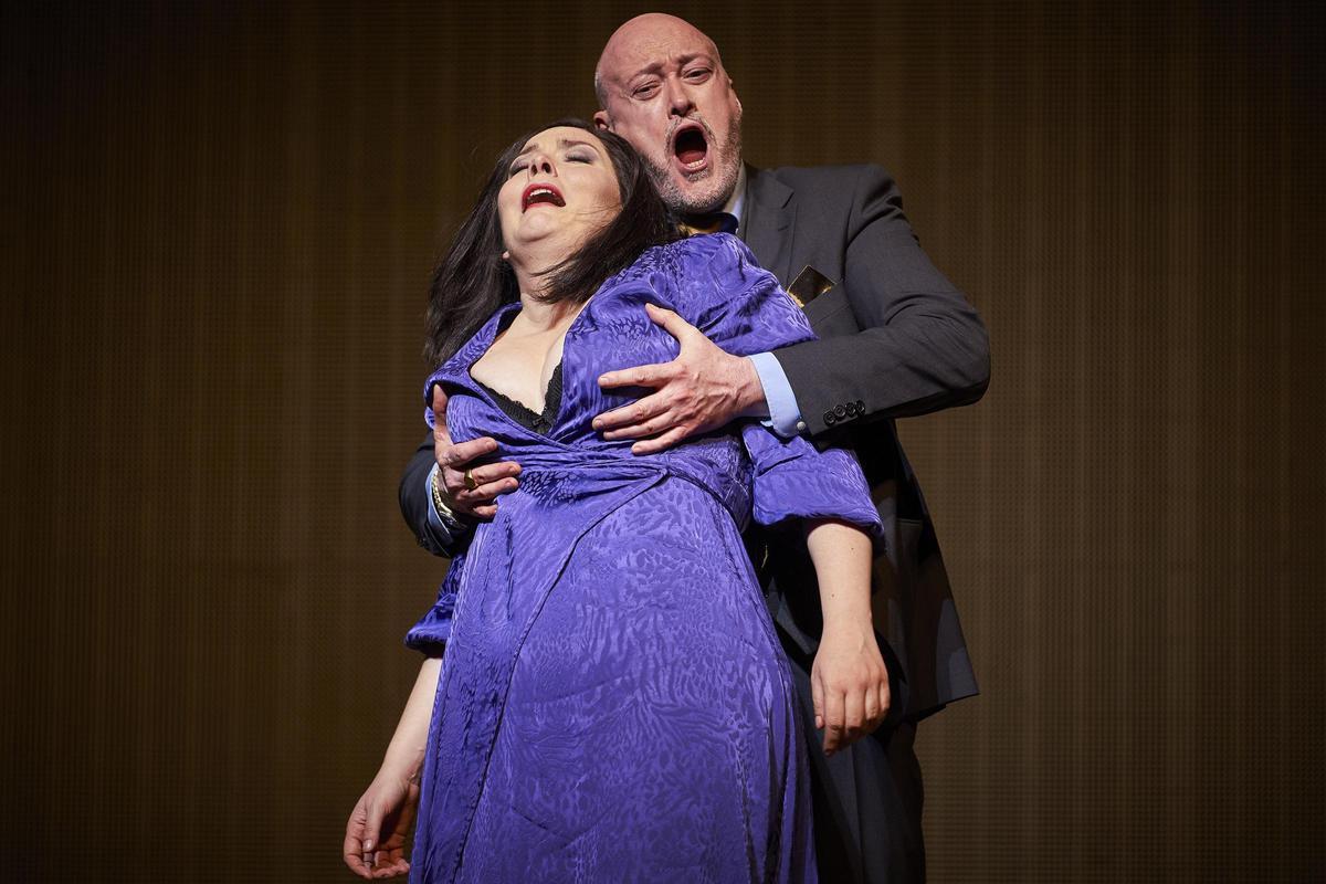 From this Sunday until June 7, the Liceu will host six functions of this title, a story of love, ambition and power where the leading characters ambition the total domain of Egypt.