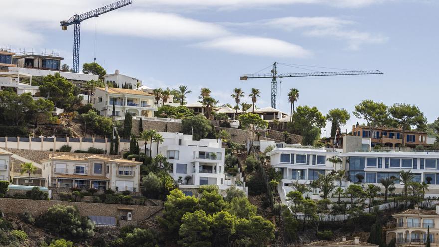 El Govern prevé ingresar 135 millones menos por compraventa de viviendas