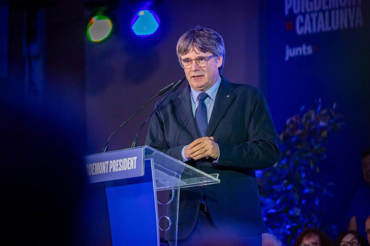 El candidato de Junts, Carles Puigdemont, en un acto en Argelers