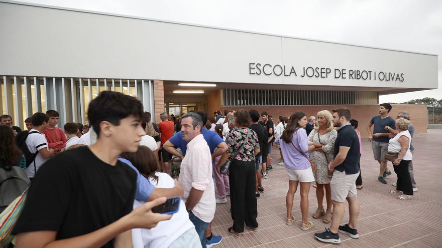 El curs arrenca a l&#039;Alt Empordà amb una nova escola i centres en barracons des de fa més d’una dècada