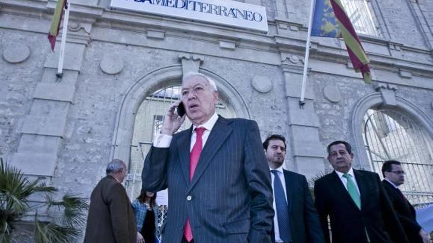 El ministro García-Margallo, durante una visita a Casa Mediterráneo.