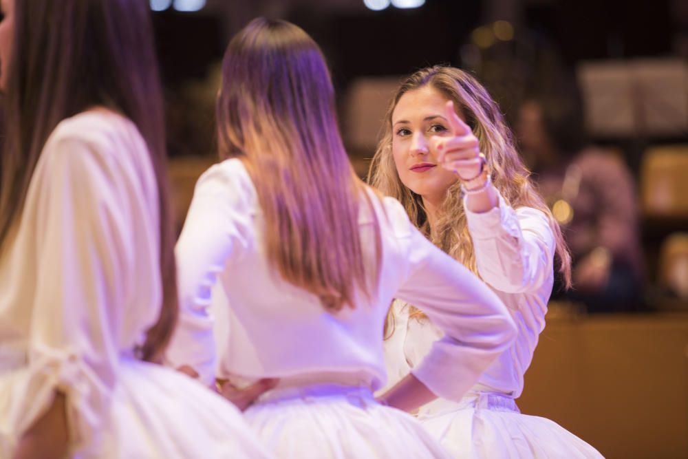 Ensayo de la exaltación de las falleras mayores