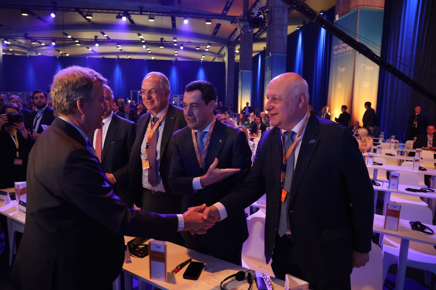 Todas las fotos de la segunda jornada del congreso del PP europeo en València