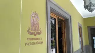 El PSOE de Priego denuncia la eliminación de una placa conmemorativa de la Constitución del 78 en el ayuntamiento