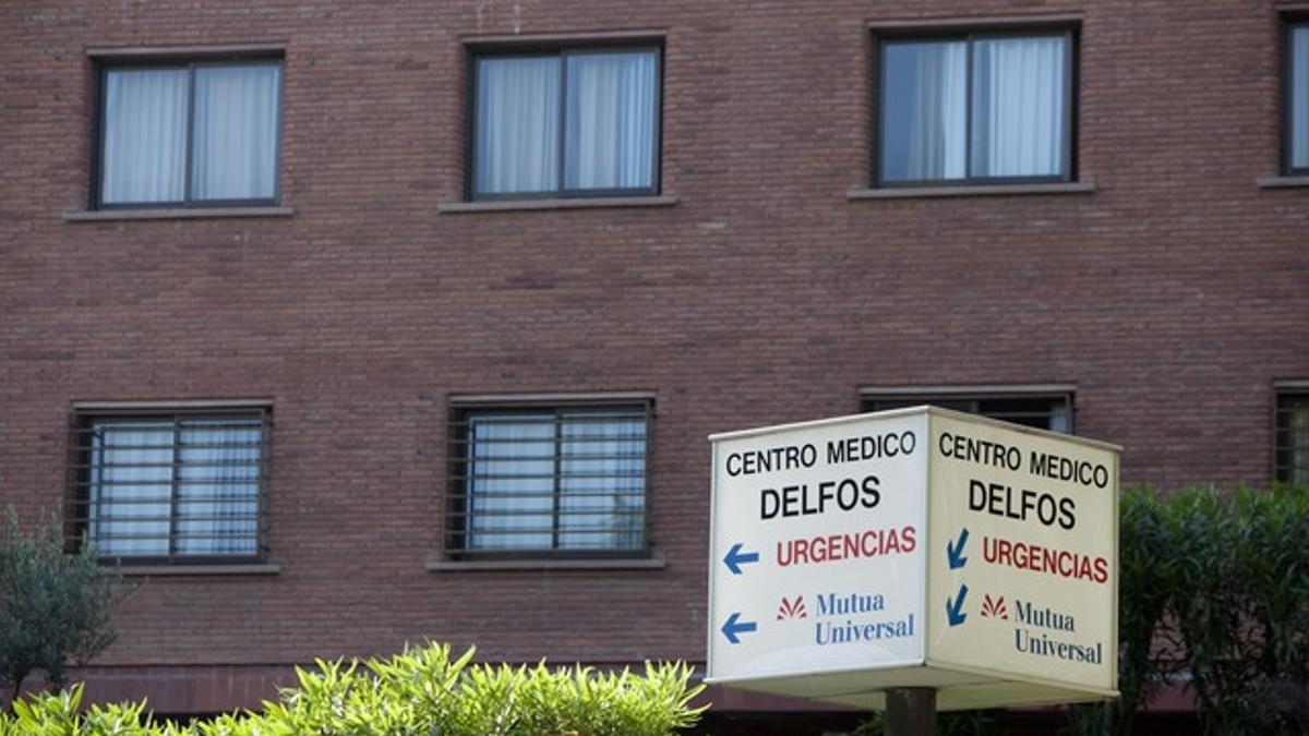 Una imagen del exterior del centro médico Delfos.