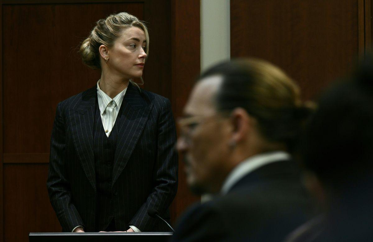 Amber Heard y Johnny Depp, en el juicio.