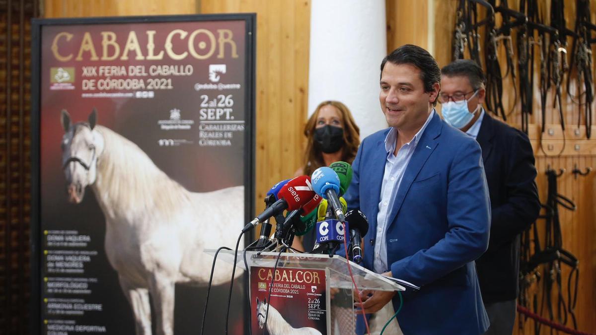 El alcalde, durante la presentación de Cabalcor.