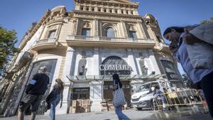 La silueta del Palau Marcet o, si se prefiere, del cine Comèdia.