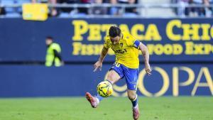 Iza Carcelen of Cadiz CF in action during the Spanish league, LaLiga Hypermotion, football match played between Cadiz CF and Real Racing Club at Nuevo Mirandilla stadium on December 7, 2025, in Cadiz, Spain. AFP7 07/12/2025 ONLY FOR USE IN SPAIN. Joaquin Corchero / AFP7 / Europa Press;2025;SPORT;ZSPORT;SOCCER;ZSOCCER;Cadiz CF v Real Racing Club - LaLiga Hypermotion