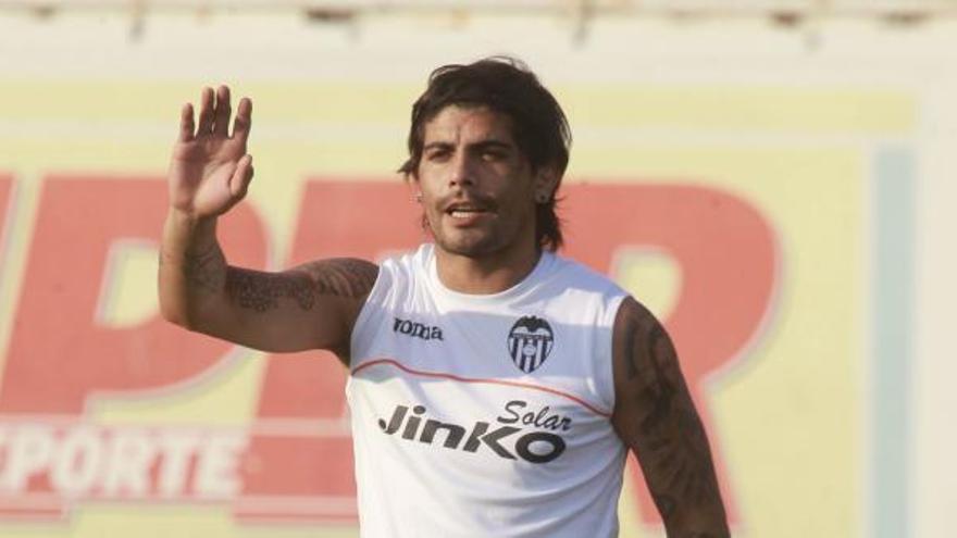 Banega, durante el entrenamiento