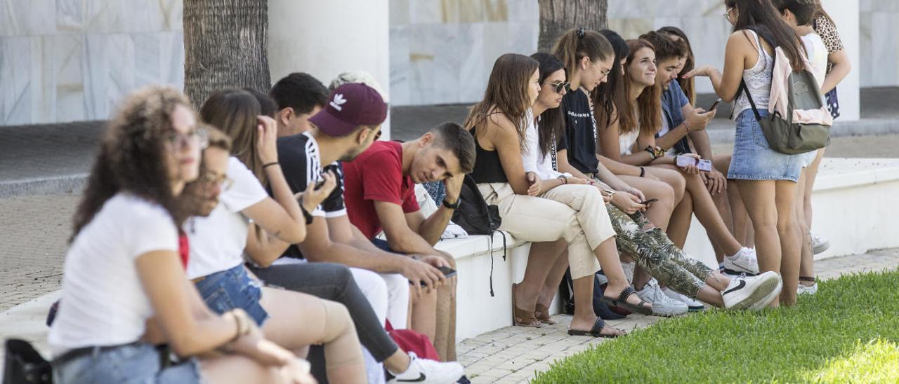 Alumnos en la Universidad de Alicante