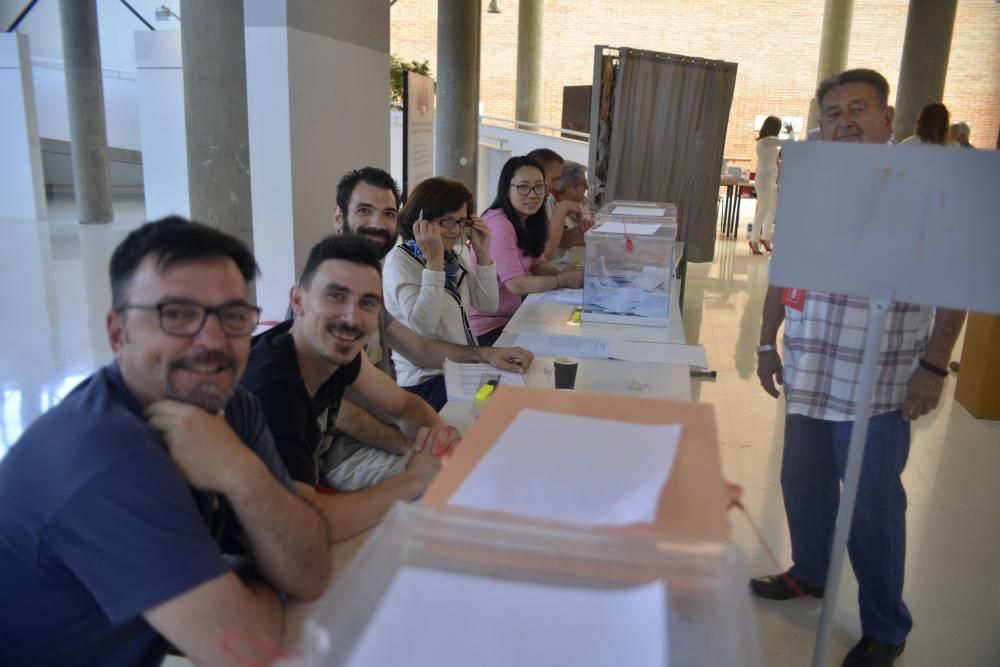Las imágenes que nos dejan las elecciones autonómicas, europeas y municipales en la Región de Murcia