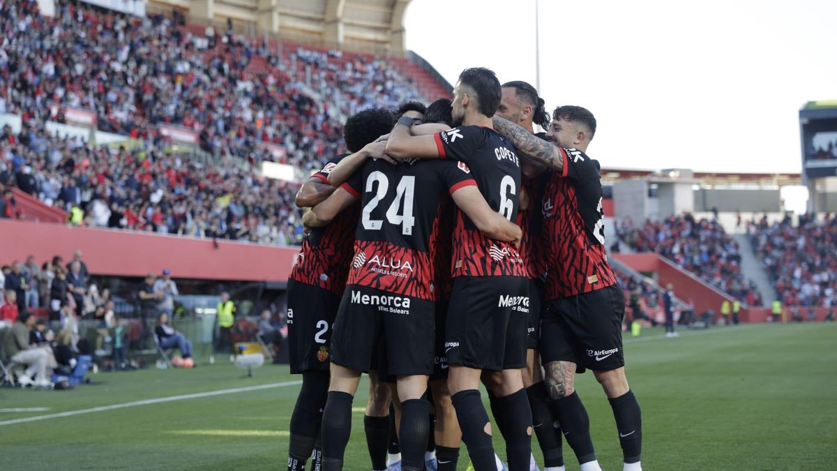 Los jugadores del Mallorca celebran un gol en Son Moix
