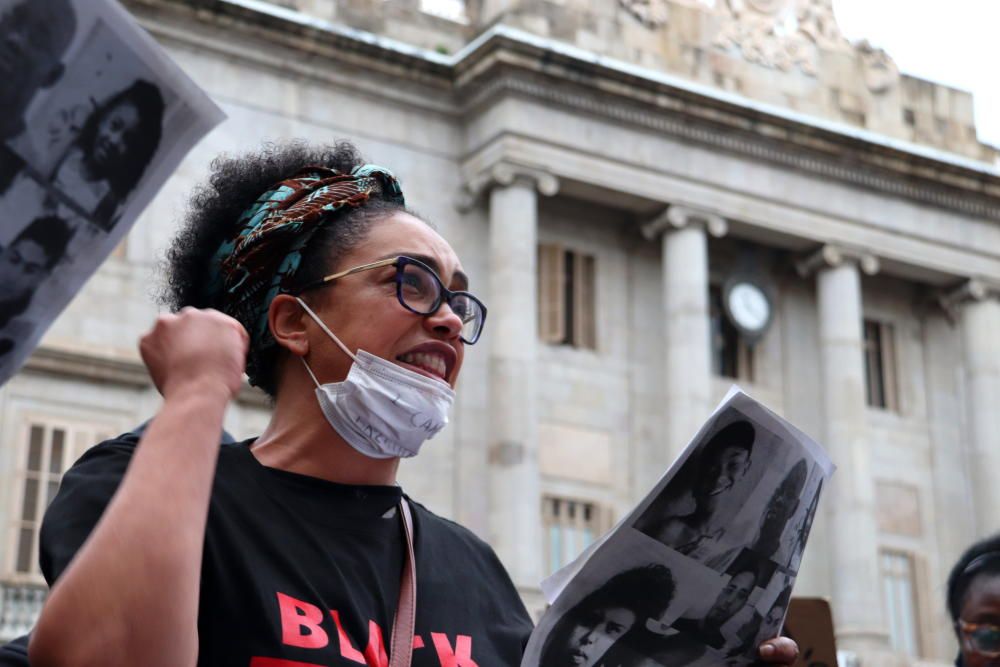 Unes 3.000 persones es concentren a Barcelona "contra el racisme i per les vides negres"