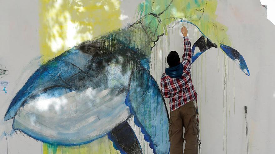 Más de 30 artistas urbanos denuncian con su arte la crítica situación del Ártico
