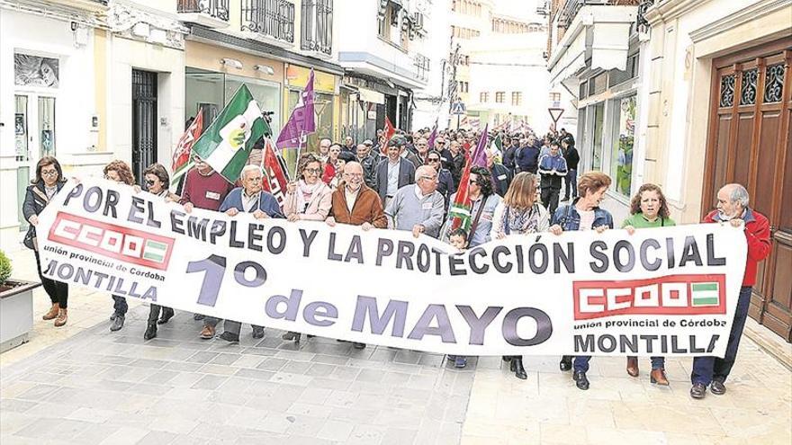 Unas 200 personas se manifiestan por el empleo y por la protección social