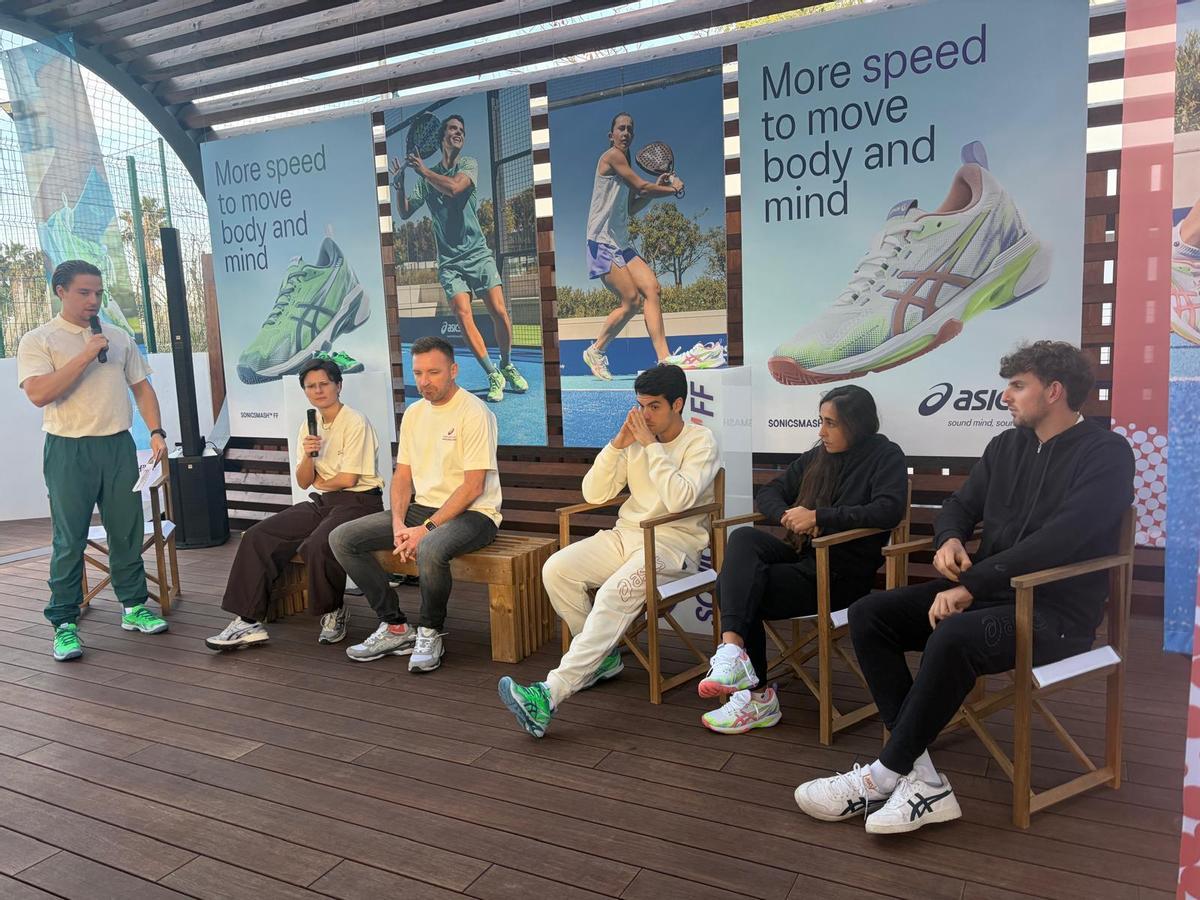 Coki Nieto, Mike Yanguas y Jessica Castelló durante la presentación