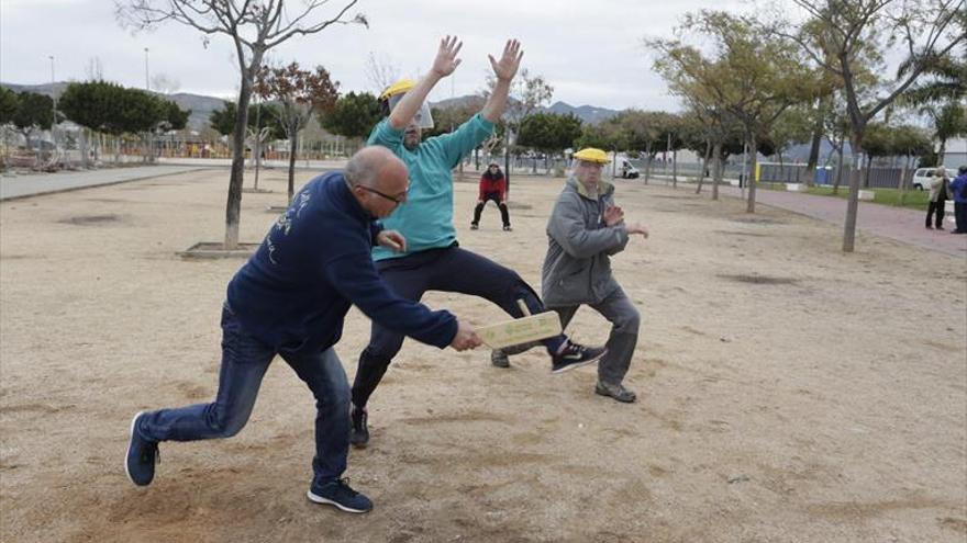 Al grito de «boli» y «dali»