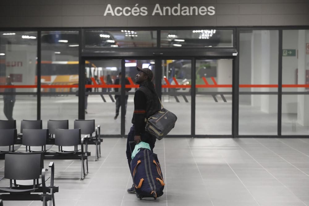 L'estació d'autobusos es posa en marxa