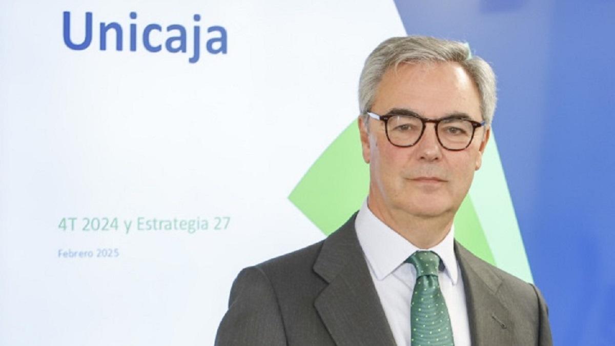 José Sevilla comunica a Unicaja que no optará a la reelección como presidente pero agotará su mandato hasta abril de 2027