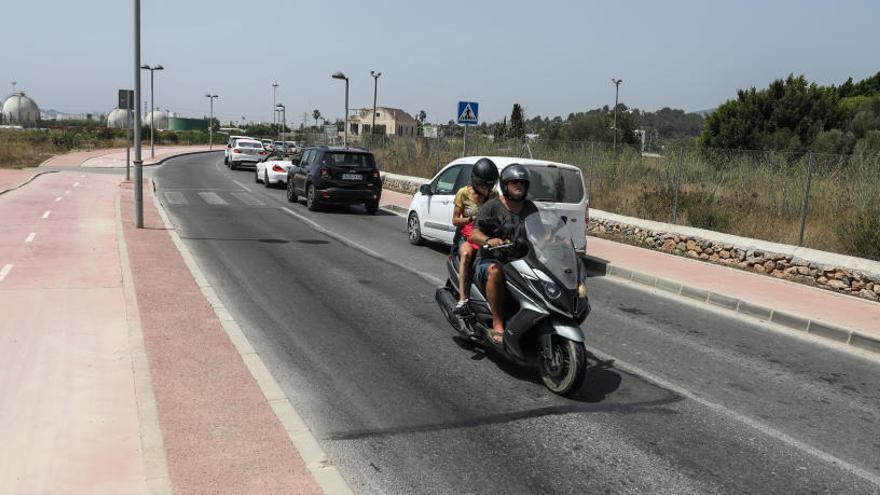 Cortes de tráfico en la carretera EI-100 de Ibiza a Jesús