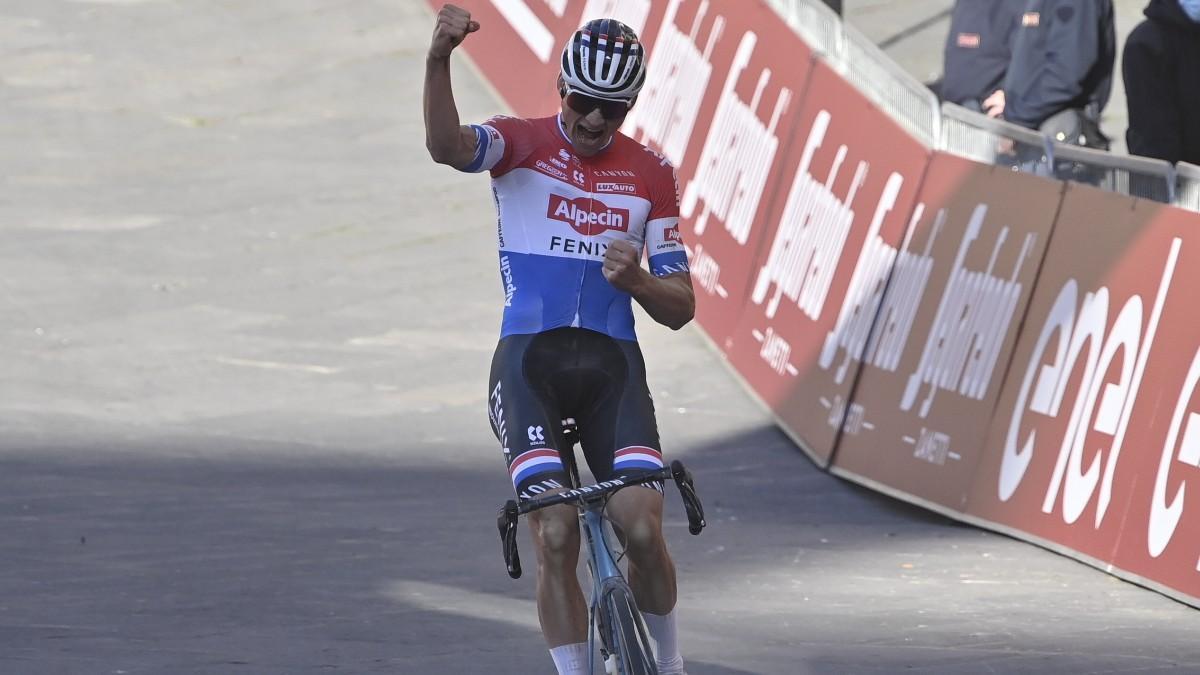 Van der Poel, eufórico tras vencer en una prueba