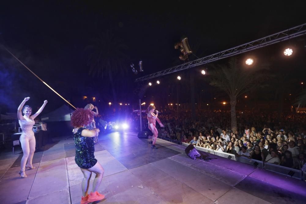 La fiesta del Flexas hace brillar el Parc de la Mar