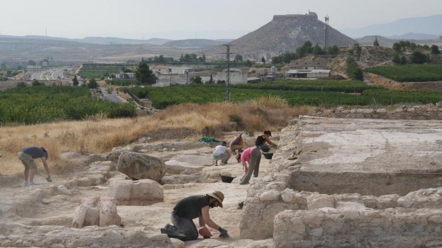 La zona excavada de la Basílica de la Villa se encuentra dañada.