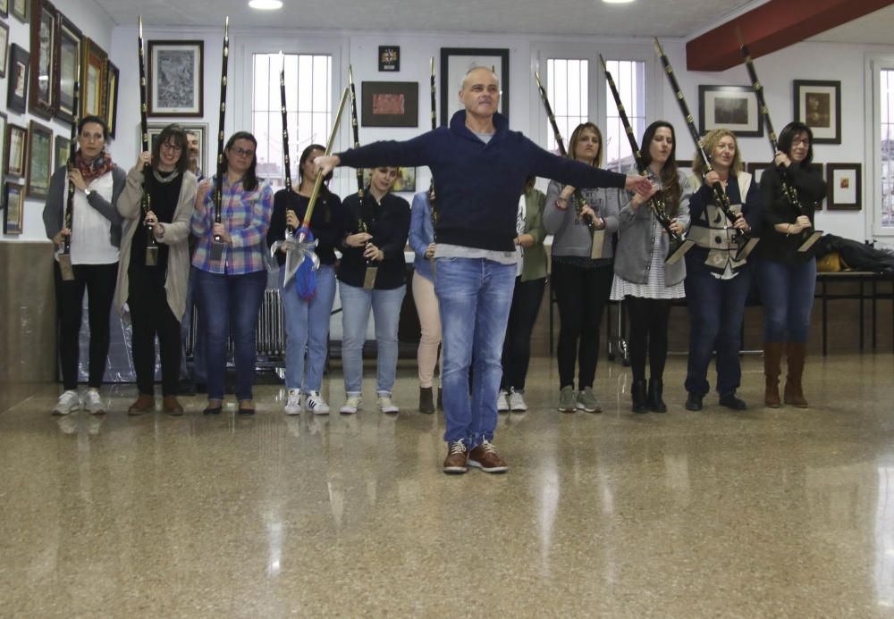 Ensayo hacia la normalidad en los Moros y Cristianos de Alcoy