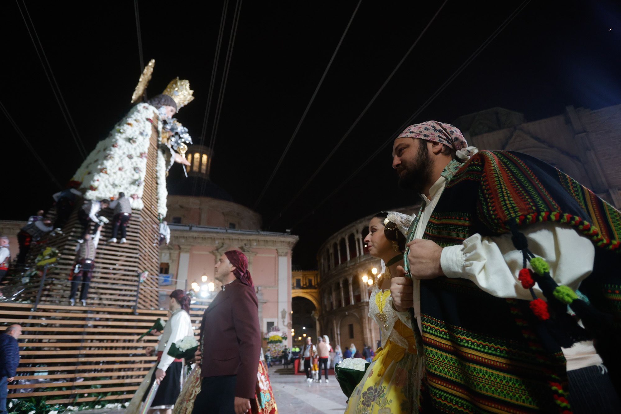 Todas las fotos de la Ofrenda del 17 de marzo por la calle San Vicente de 20:00 a 21:00 horas