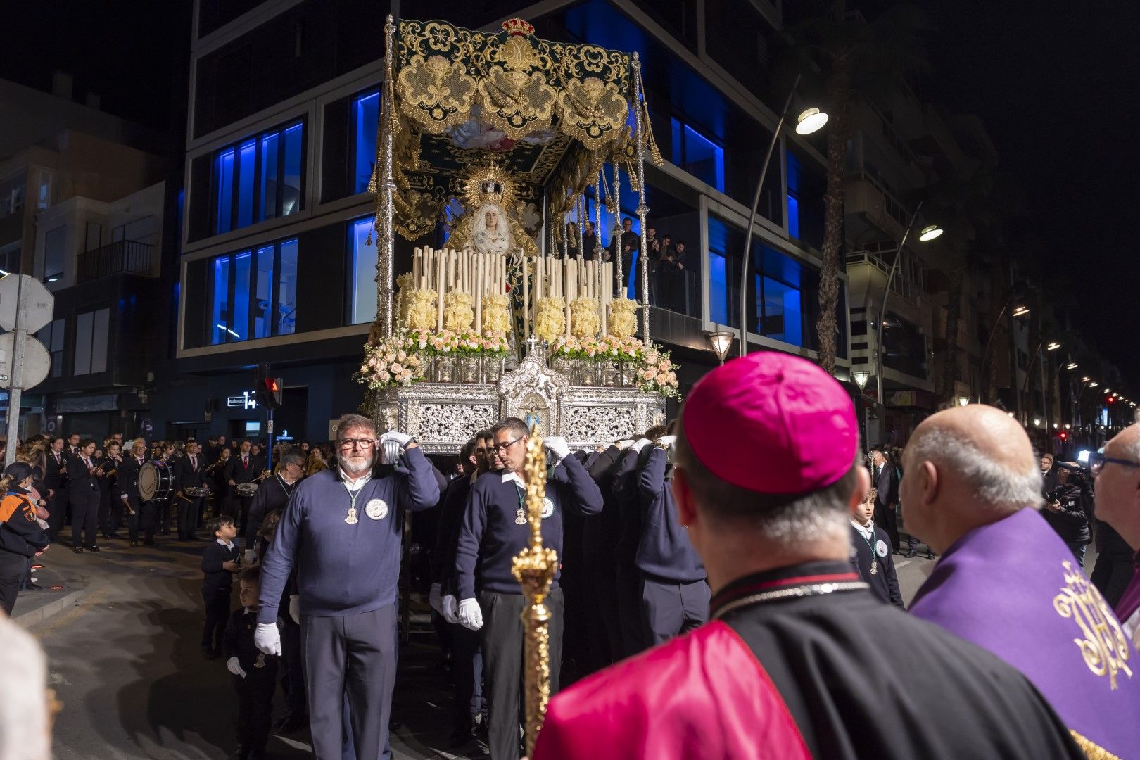 Encuentro de la Vía Dolorosa en Torrevieja del Miércoles Santo con la presencia del obispo José Ignacio Munilla