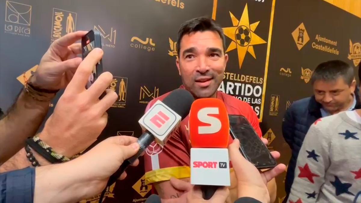 Deco atiende a los medios durante un partido solidario