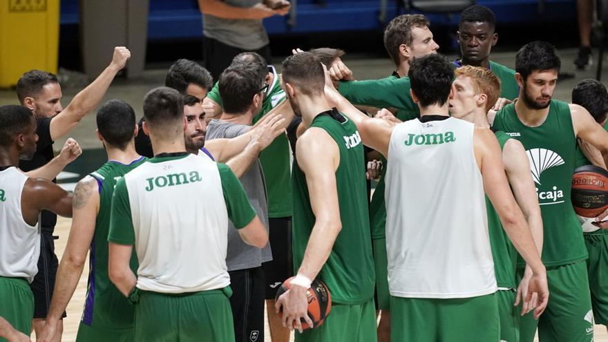 Imagen de archivo de un entrenamiento del Unicaja antes de que el Covid provocara varias bajas. | UNICAJABFOTOPRESS